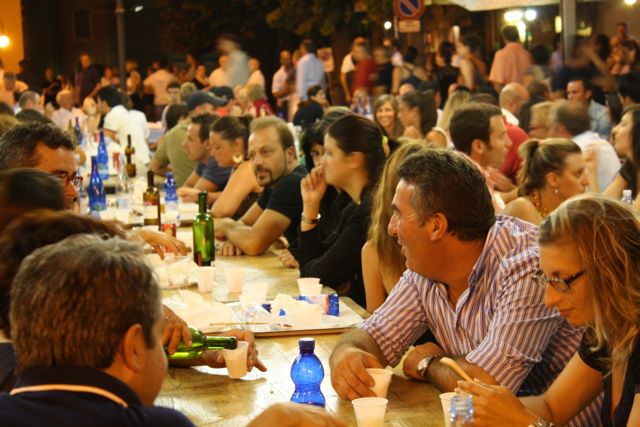 Grande Fiera d'Agosto - Pranzo sotto il Tendone - Pianello Val Tidone (Piacenza)